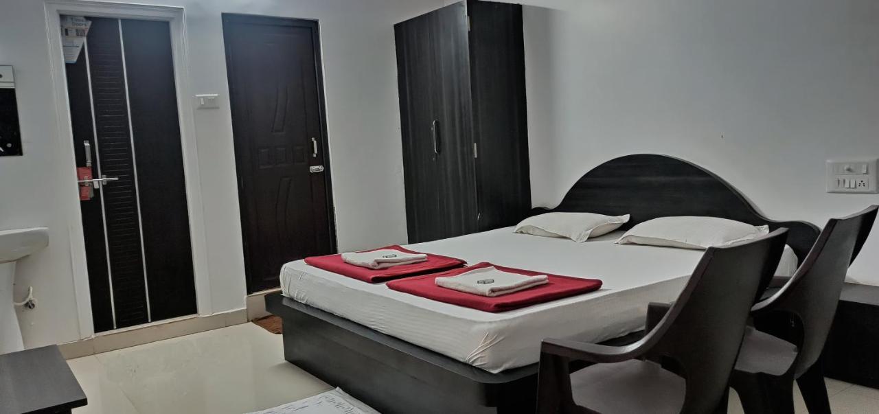 Hotel Gananjaya Gokarna  Exterior foto